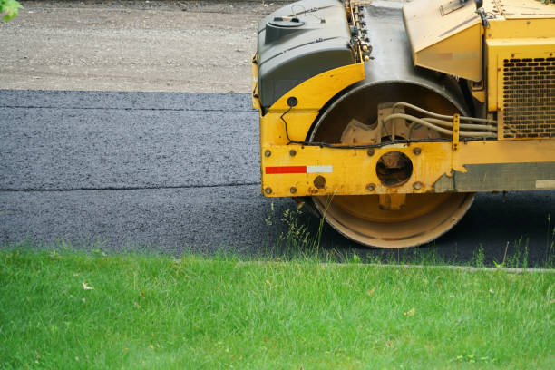 Best Driveway Paving Contractor  in Arrowhead Beach, NC